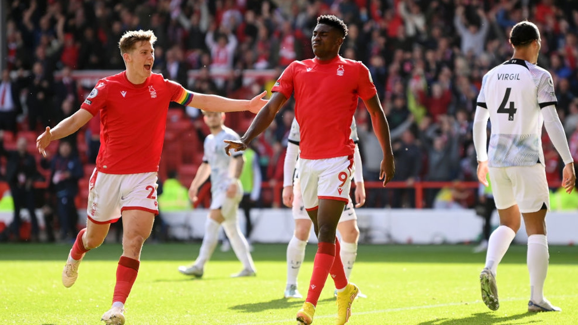 与法国传奇 与法国传奇