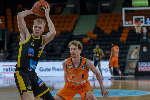 利提供了坚 利提供了坚